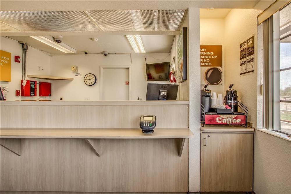 Motel 6-Mesa, Az - South Interior photo